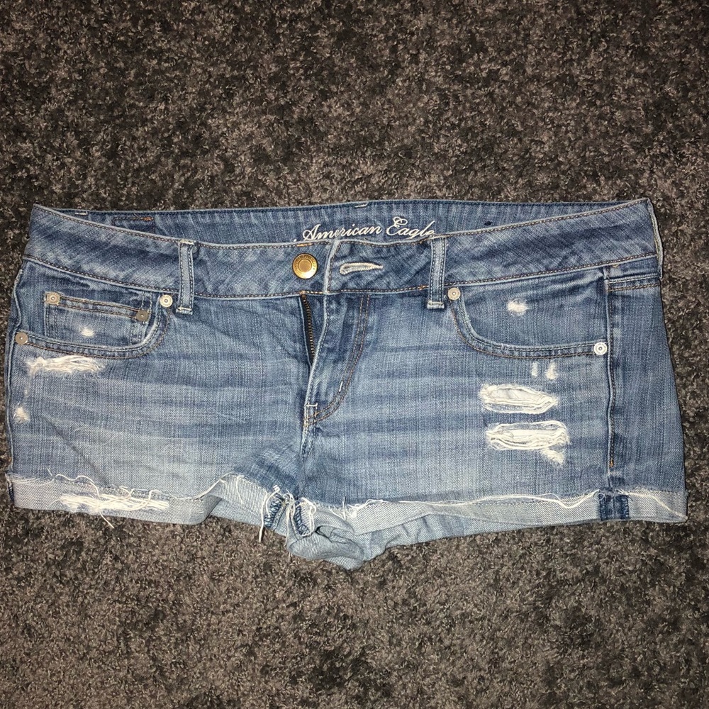 Light washed distressed shorts